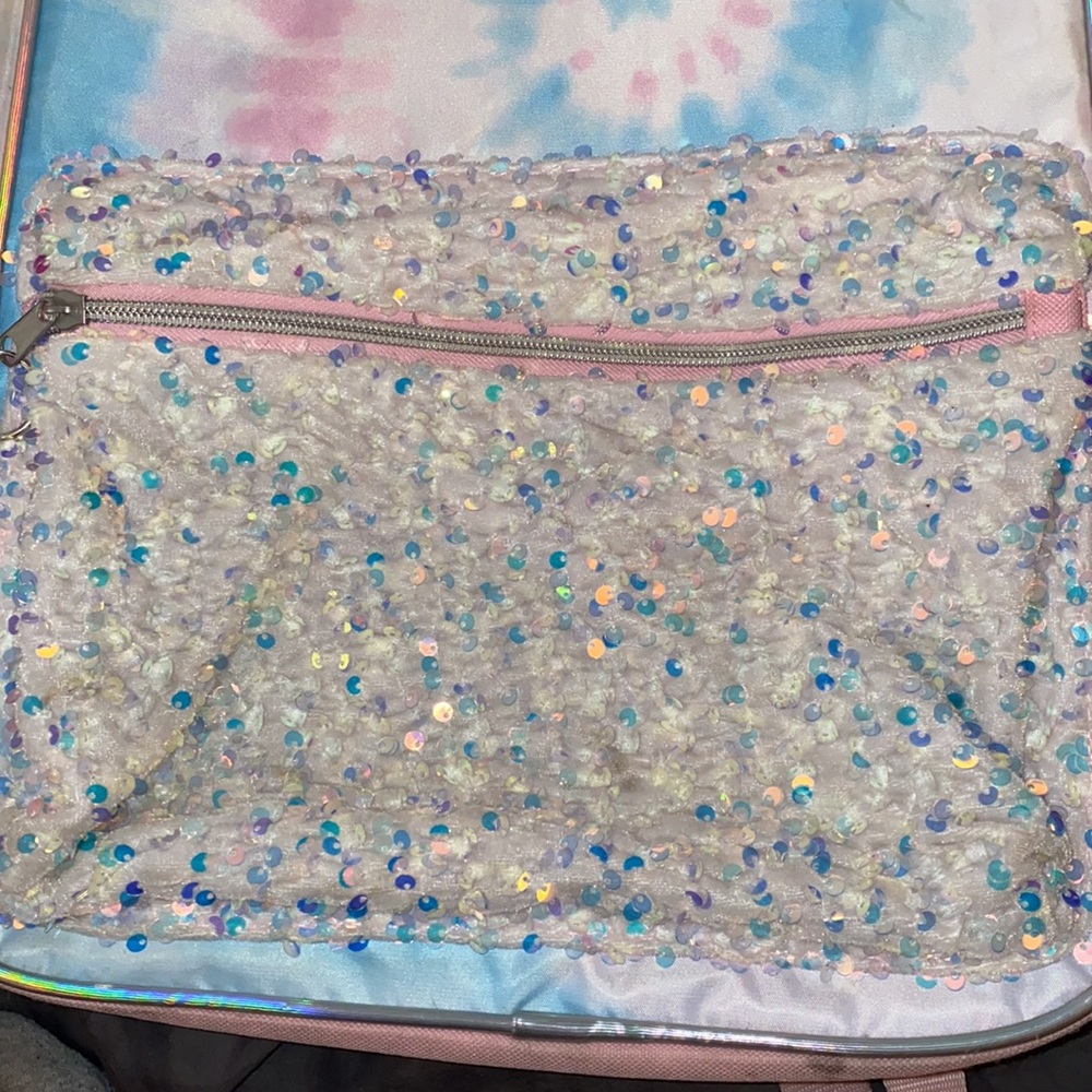 Backpack - Picture 2 of 4